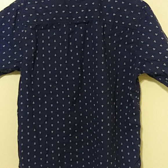 button up t-shirt - Picture 4 of 4